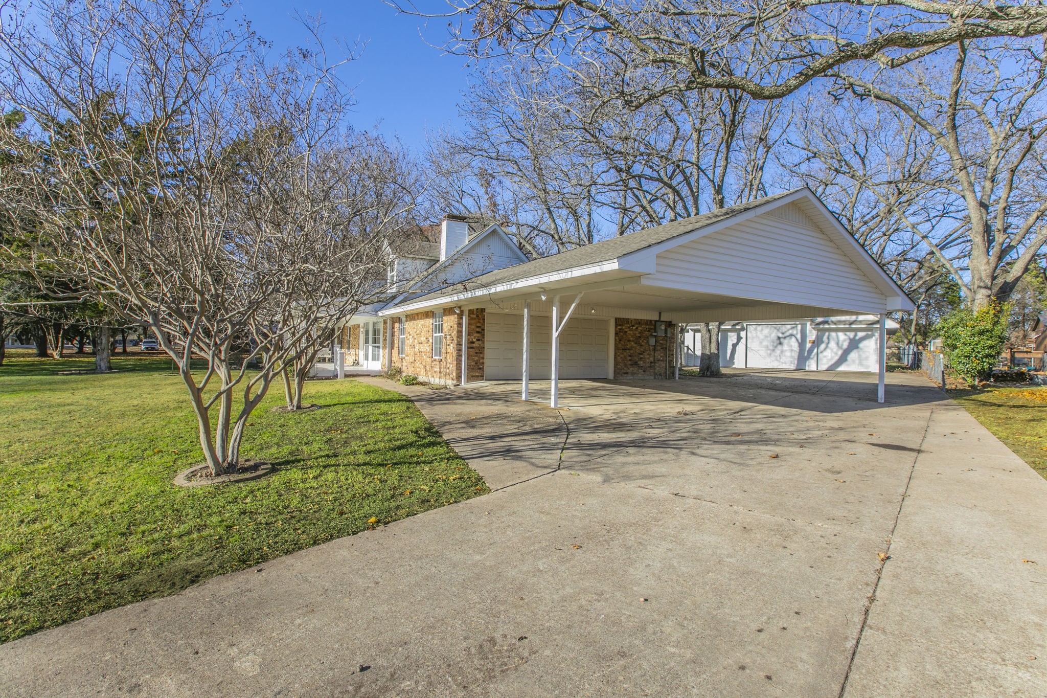 309 Willow Creek Lane Ovilla TX 75154