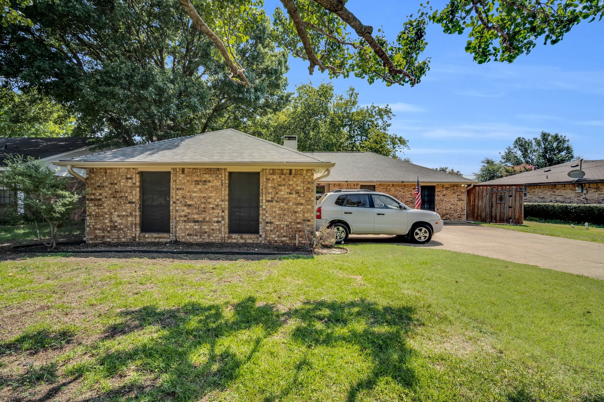822 Fairlawn Drive Duncanville TX 75116