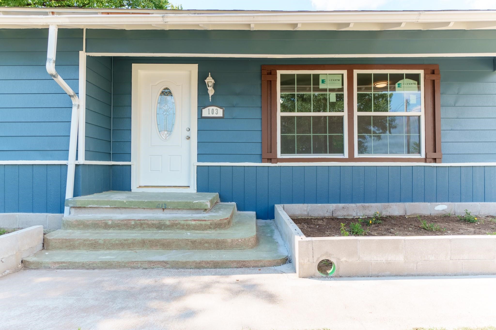 103 N 6th Street E Dawson TX 76639