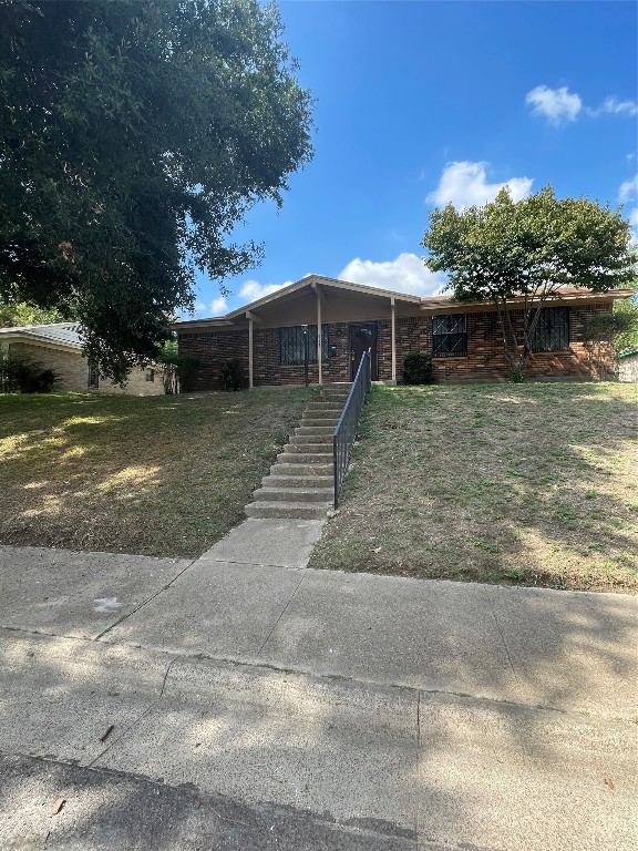 2419 Sue Street Dallas TX 75203