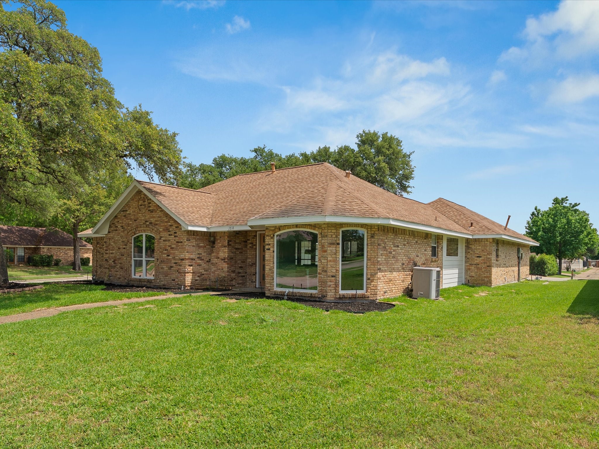 3718 Thornhill Way Rowlett TX 75088