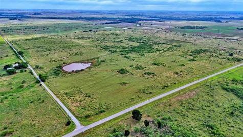 576 Seabourn Road Henrietta TX 76365