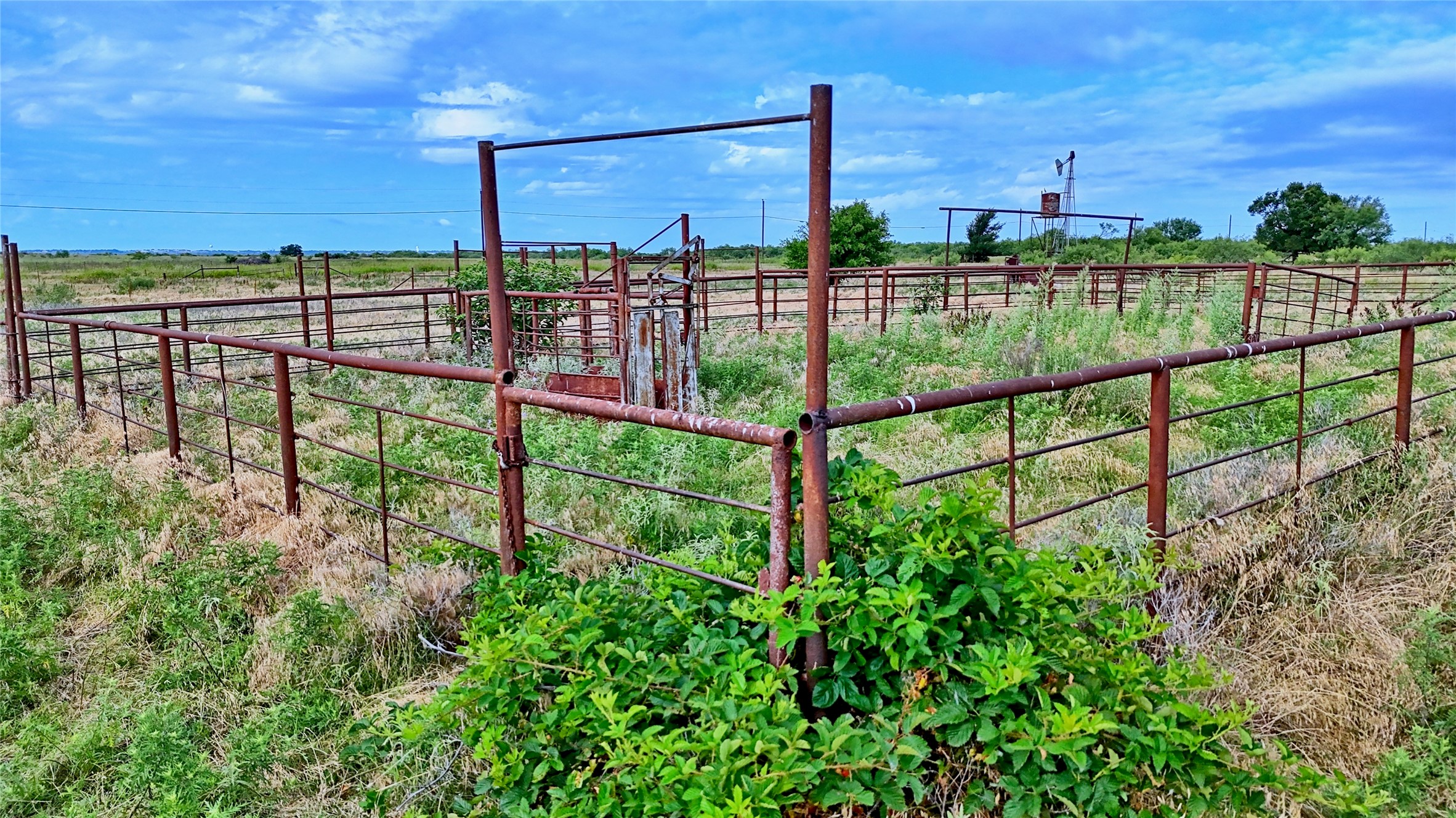 576 Seabourn Road Henrietta TX 76365
