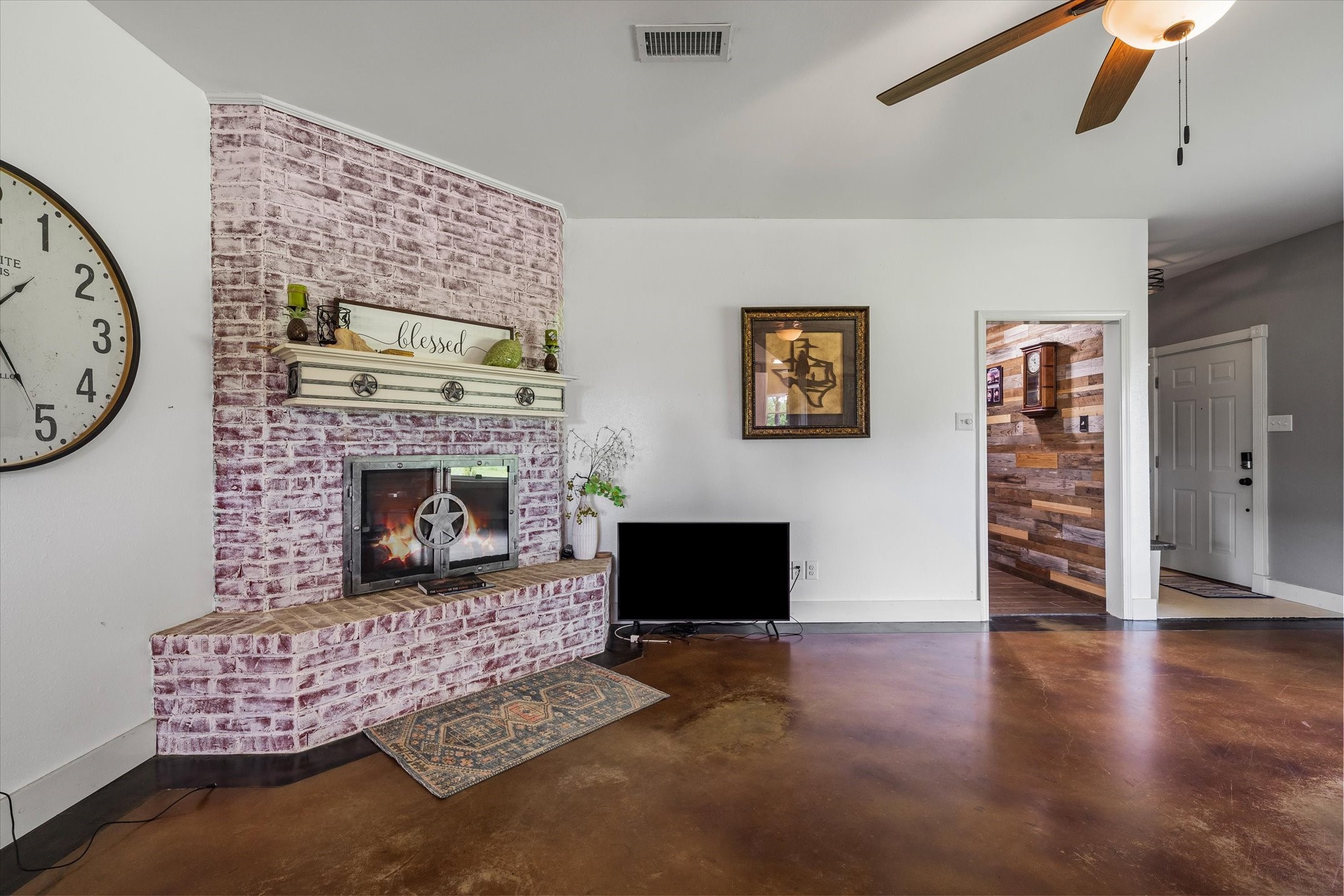 132 Private Road 7105 Edgewood TX 75117