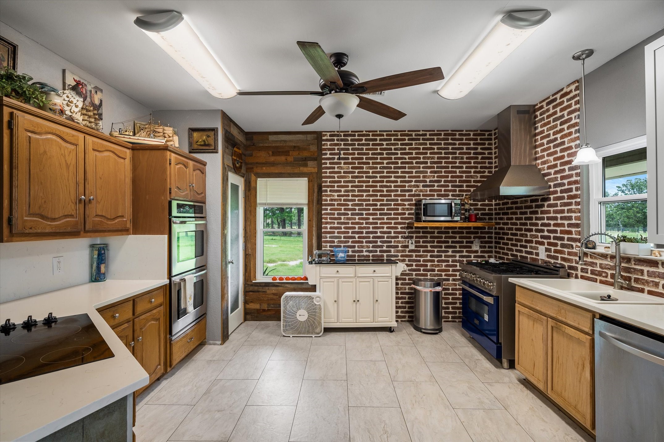 132 Private Road 7105 Edgewood TX 75117
