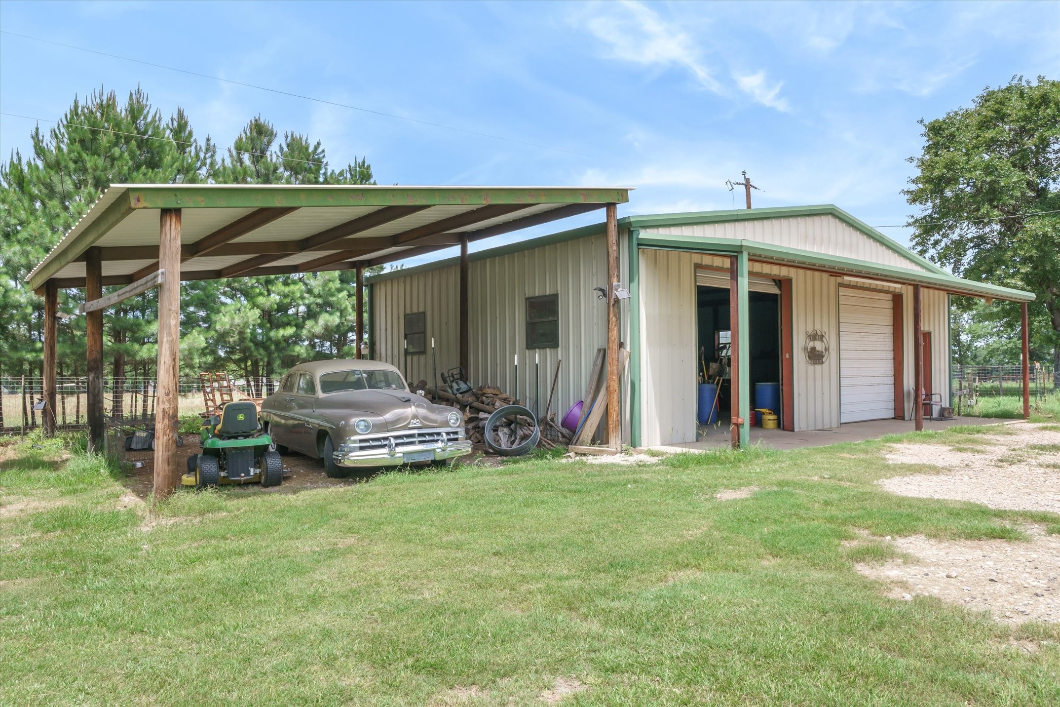 132 Private Road 7105 Edgewood TX 75117