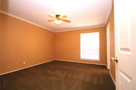 109 Australia Court Glenn Heights TX 75154