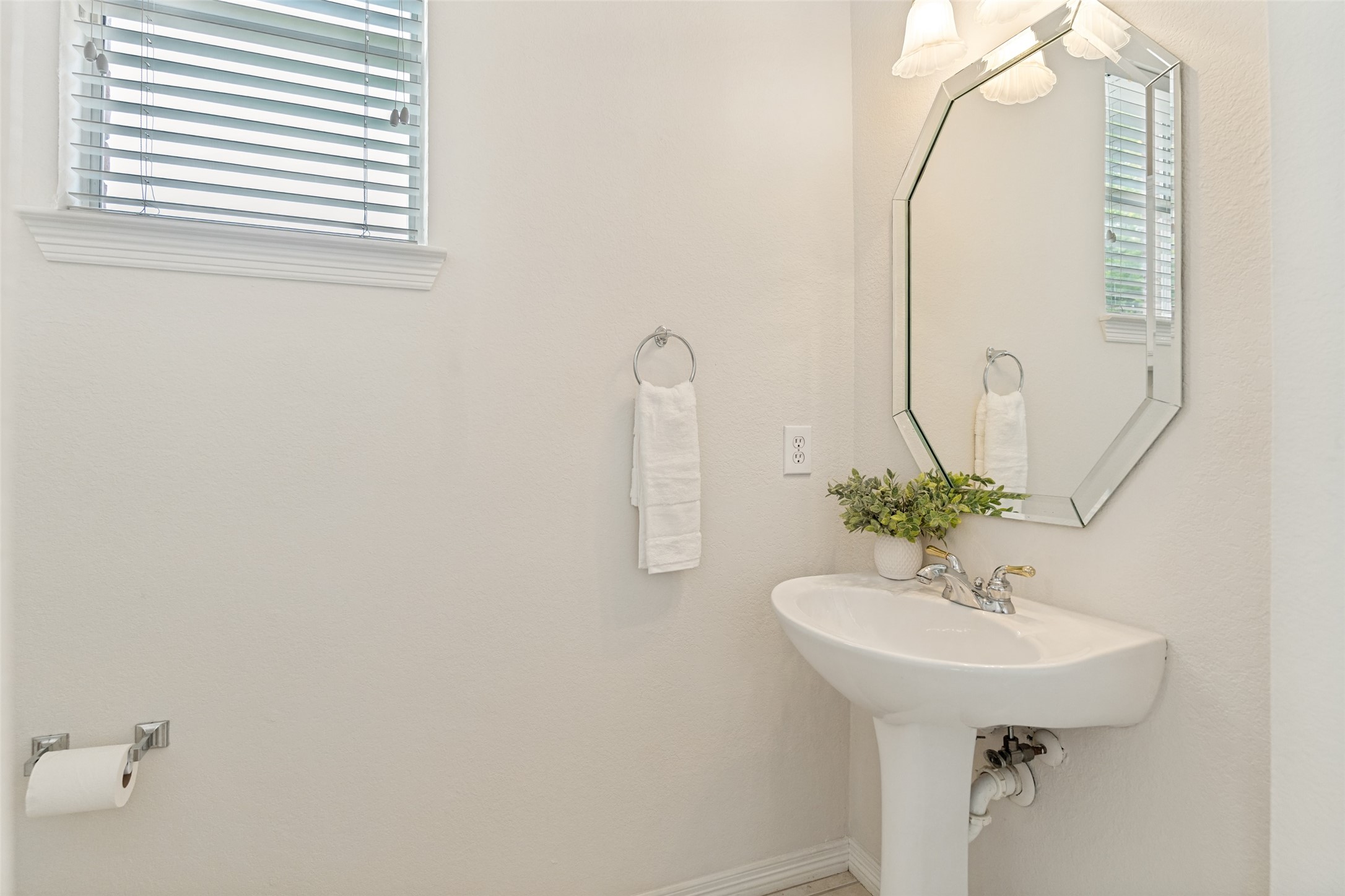 1413 Winston Drive Mckinney TX 75072
