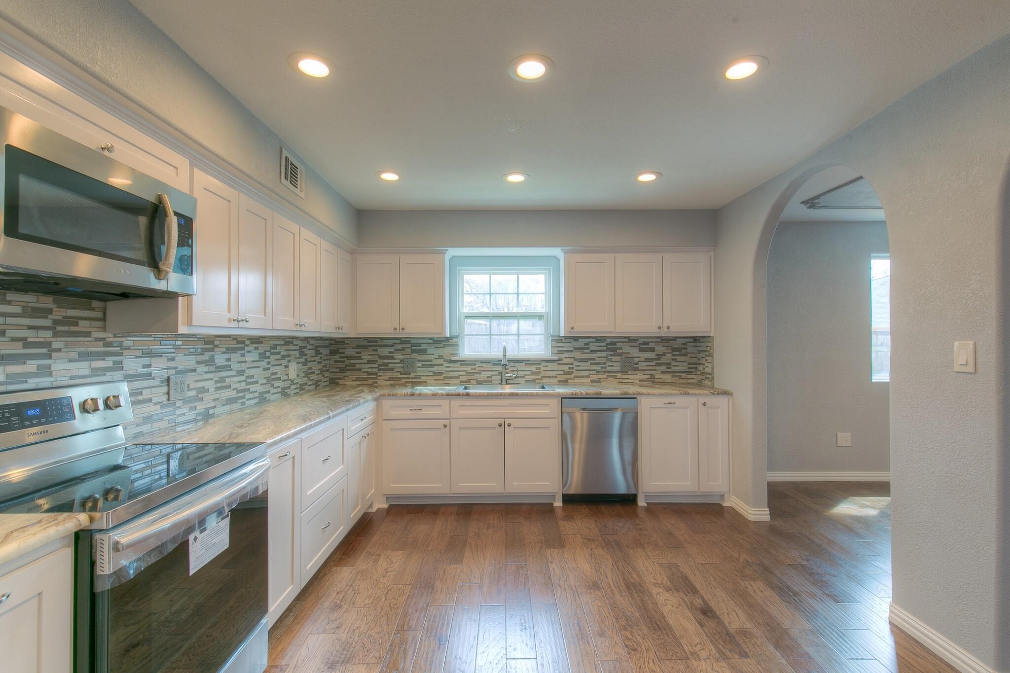 419 Sky Harbour Court Granbury TX 76049
