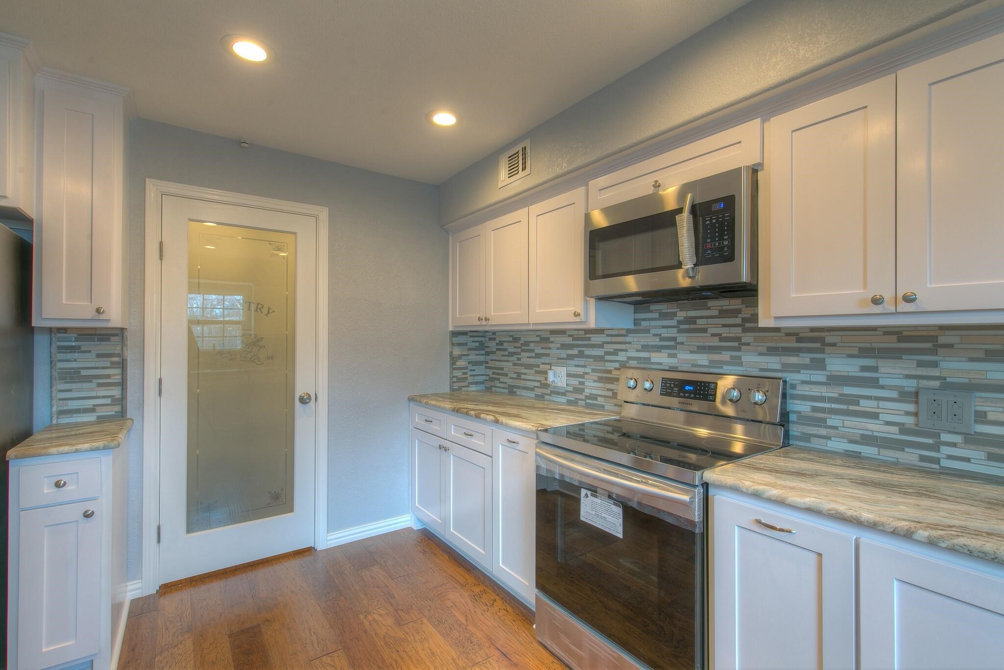 419 Sky Harbour Court Granbury TX 76049
