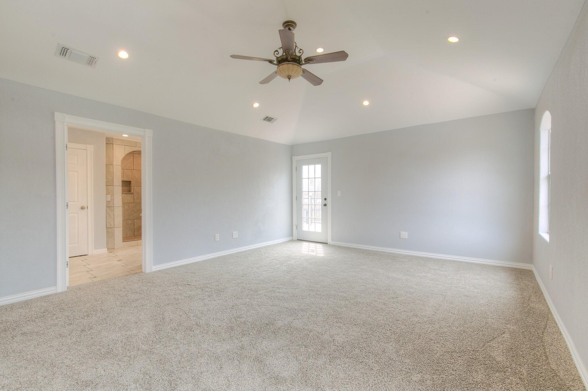 419 Sky Harbour Court Granbury TX 76049