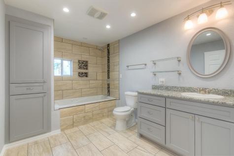 419 Sky Harbour Court Granbury TX 76049