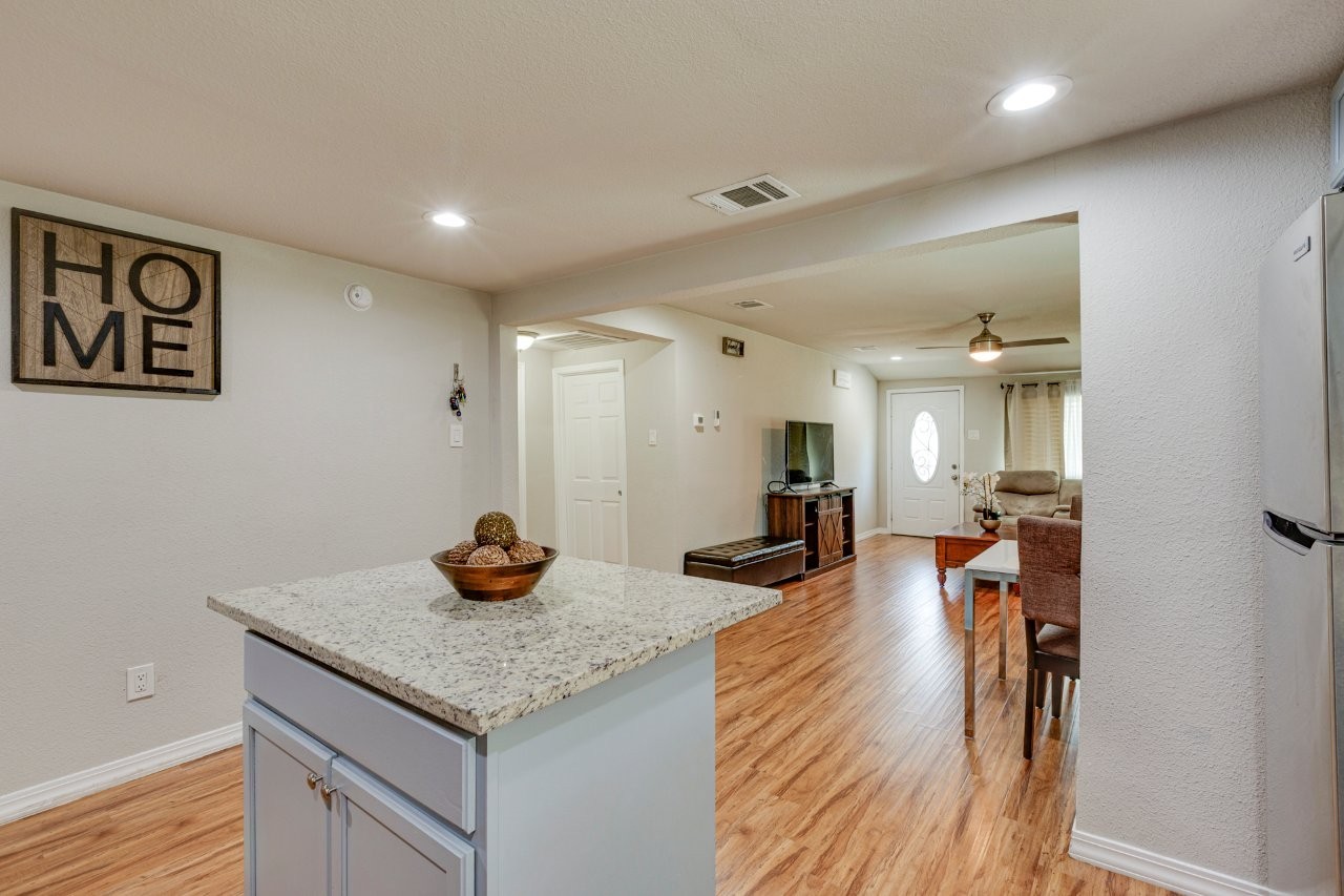 5720 Geddes Avenue Fort Worth TX 76107