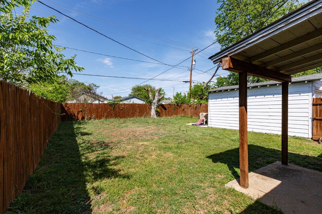 5720 Geddes Avenue Fort Worth TX 76107