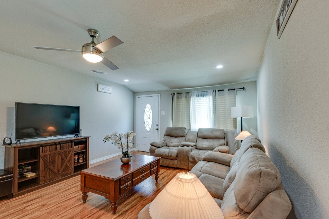 5720 Geddes Avenue Fort Worth TX 76107
