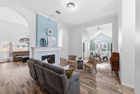7 Equestrian Court Mansfield TX 76063