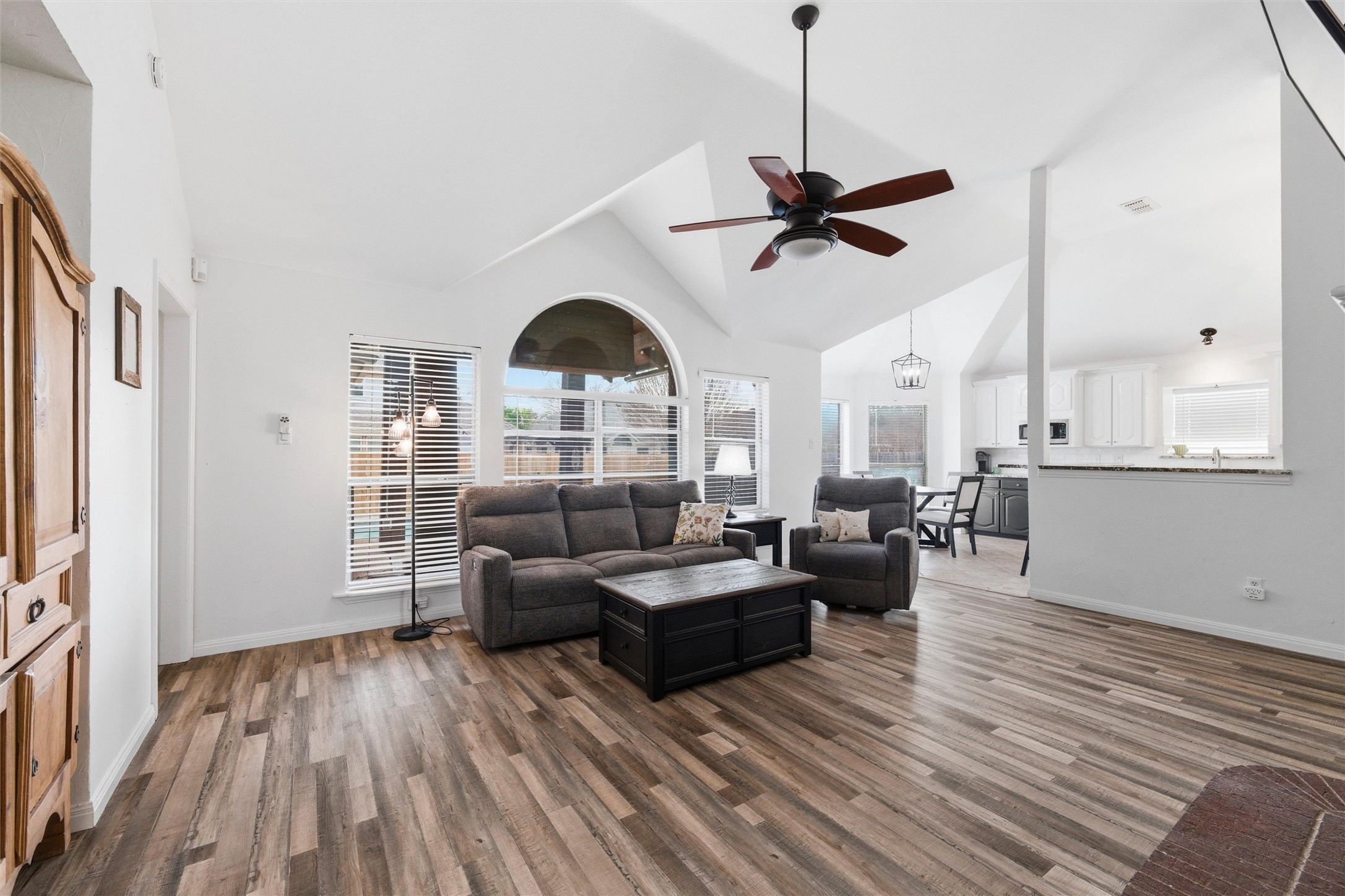 7 Equestrian Court Mansfield TX 76063
