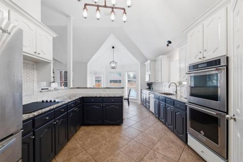 7 Equestrian Court Mansfield TX 76063