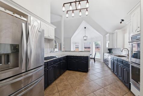 7 Equestrian Court Mansfield TX 76063