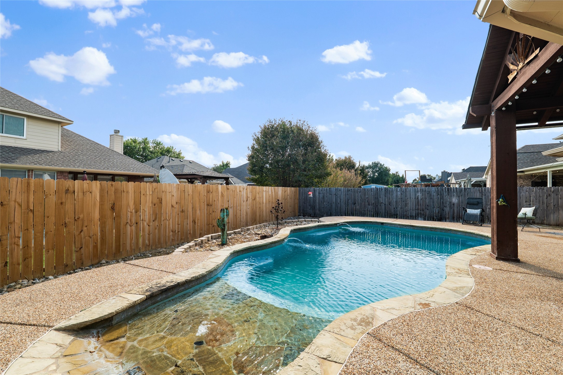 7 Equestrian Court Mansfield TX 76063