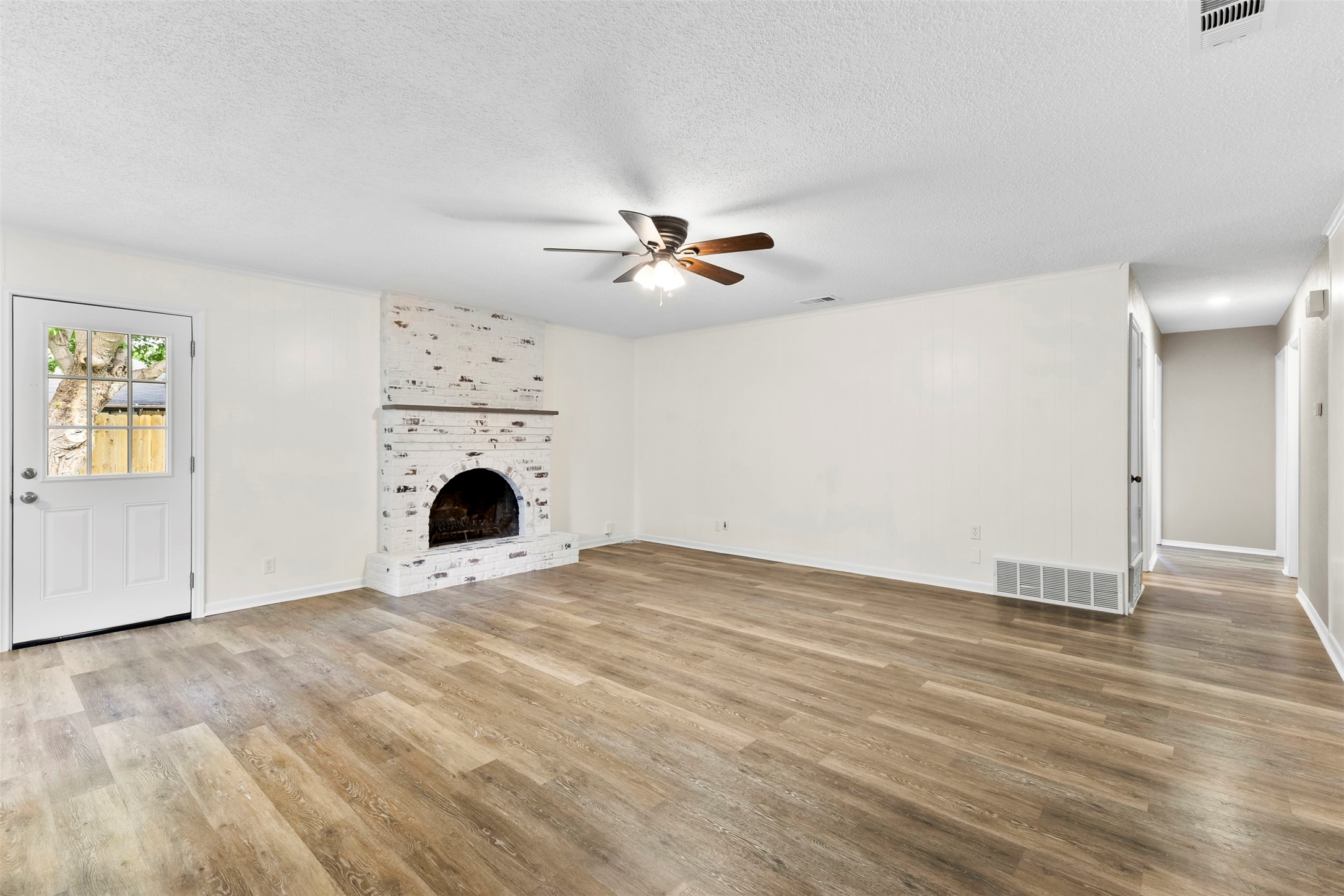 1705 Santa Clara Court Grand Prairie TX 75051