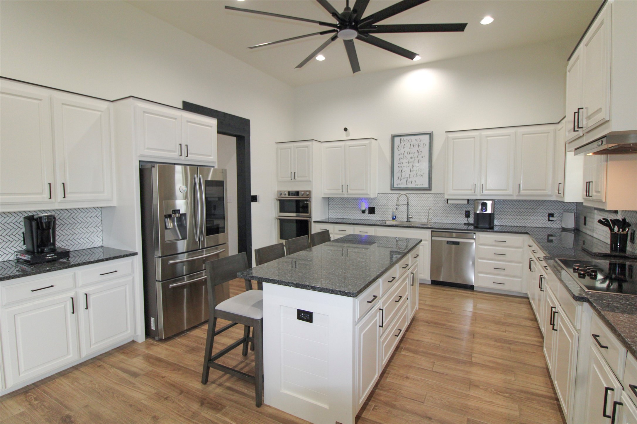 3270 Katy Kourt E Midlothian TX 76065