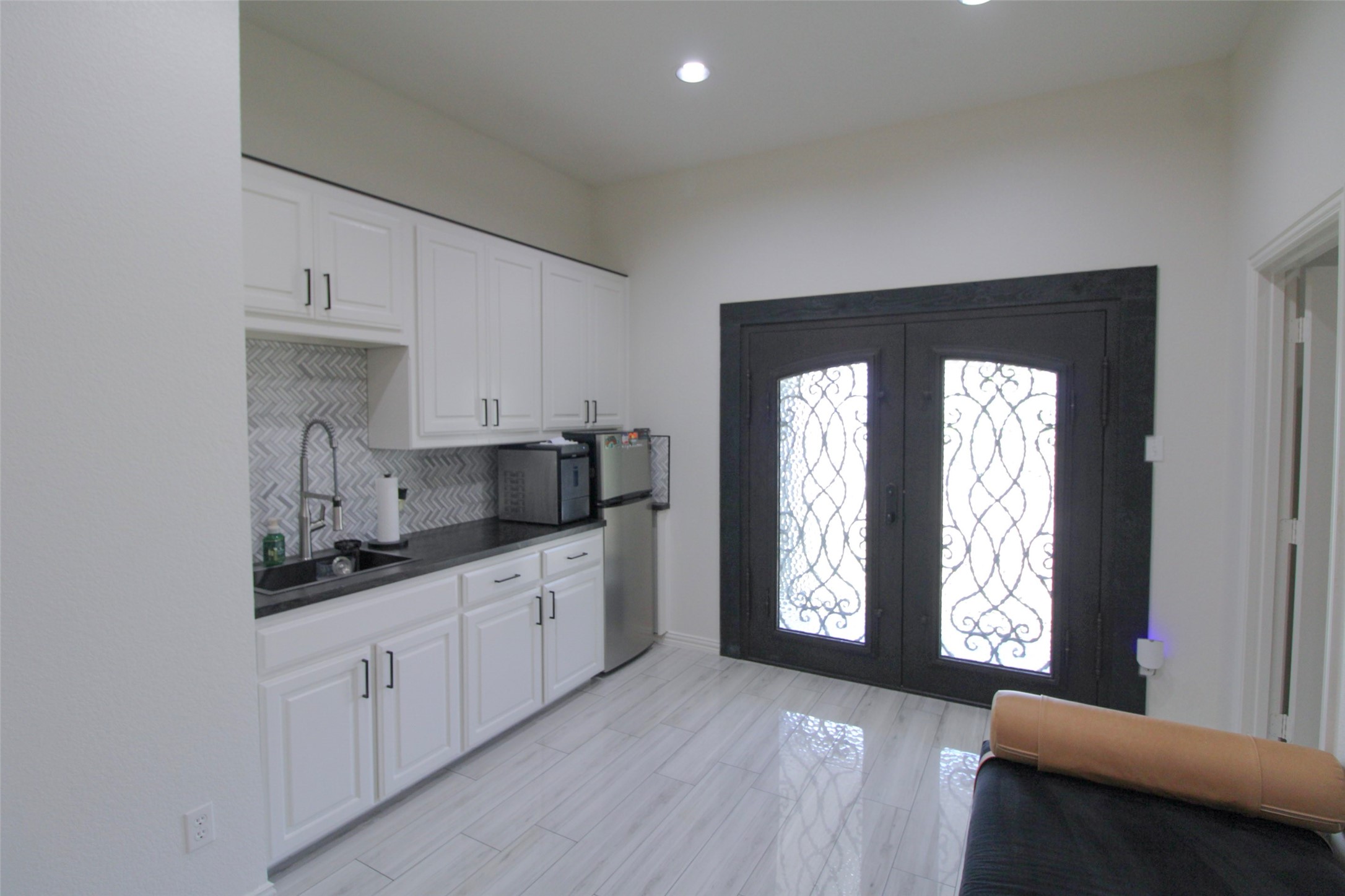 3270 Katy Kourt E Midlothian TX 76065