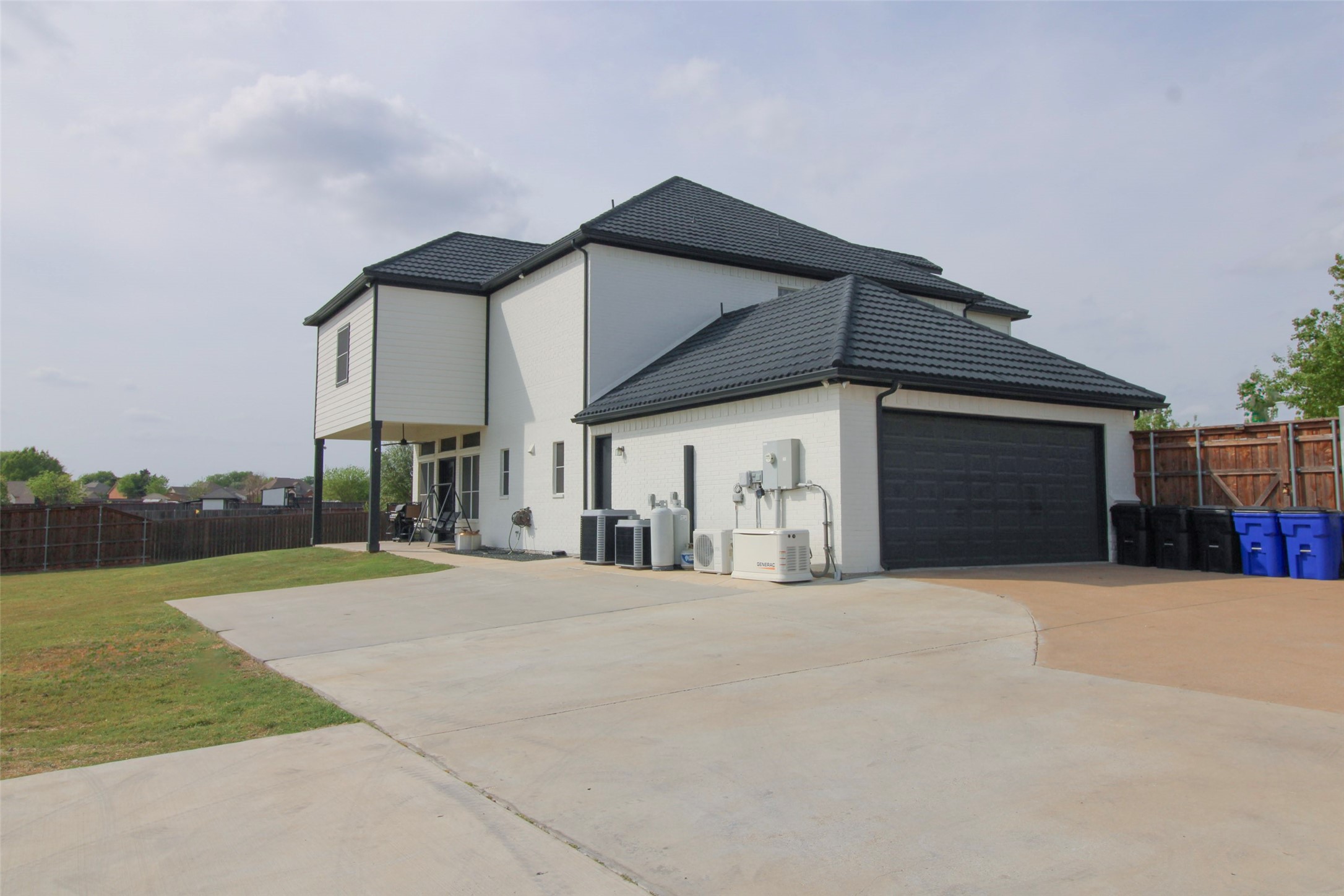 3270 Katy Kourt E Midlothian TX 76065
