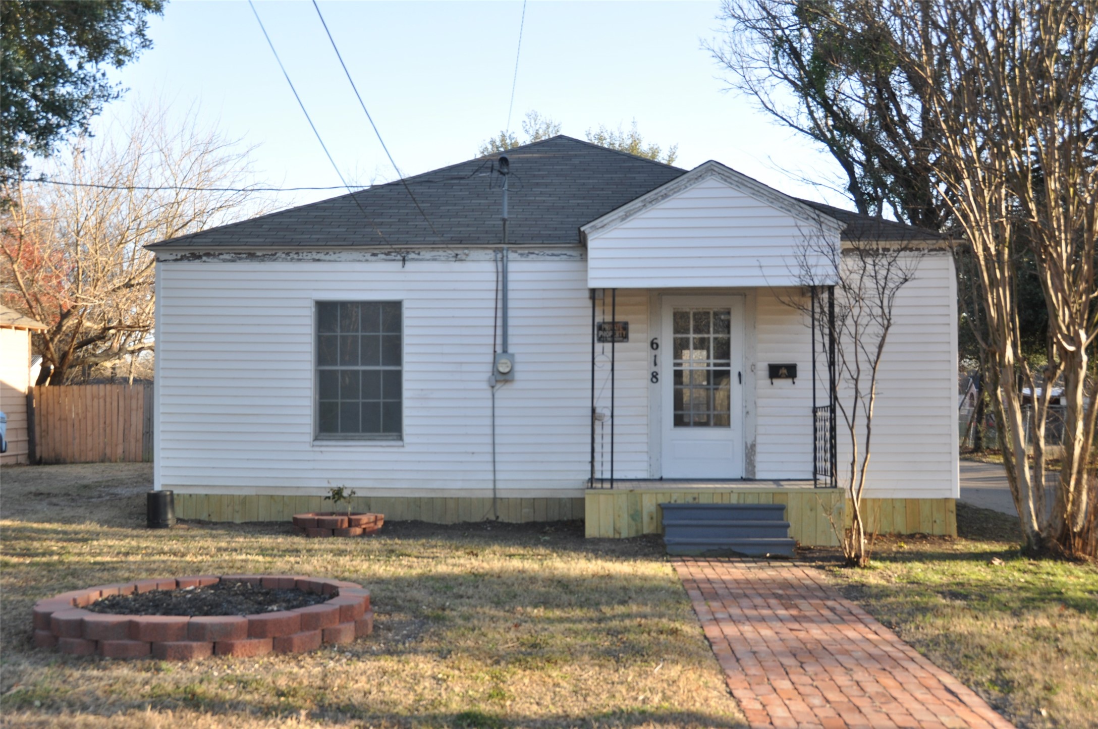 618 Kaufman Street Waxahachie TX 75165