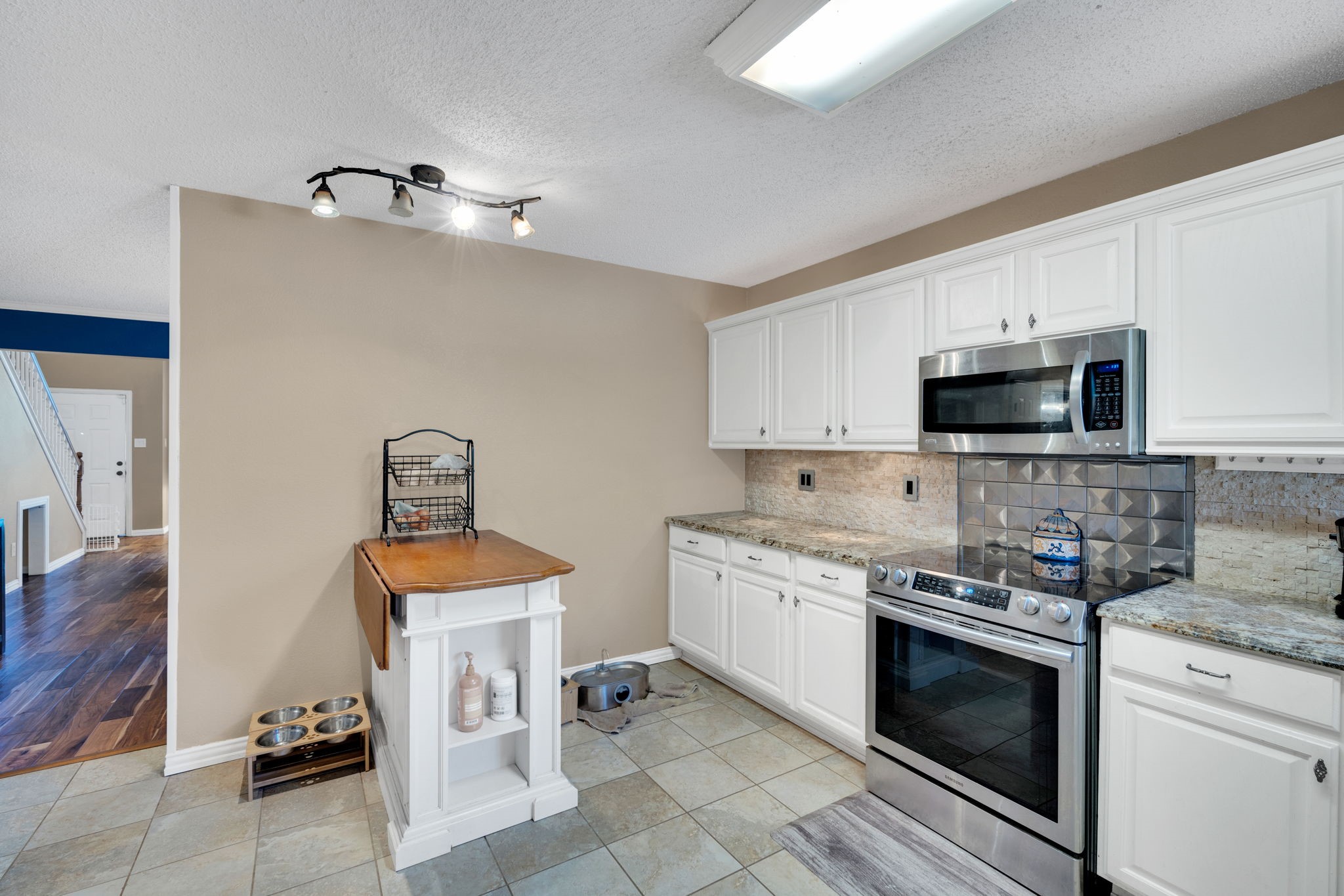 1808 Rybovich Lane Mansfield TX 76063