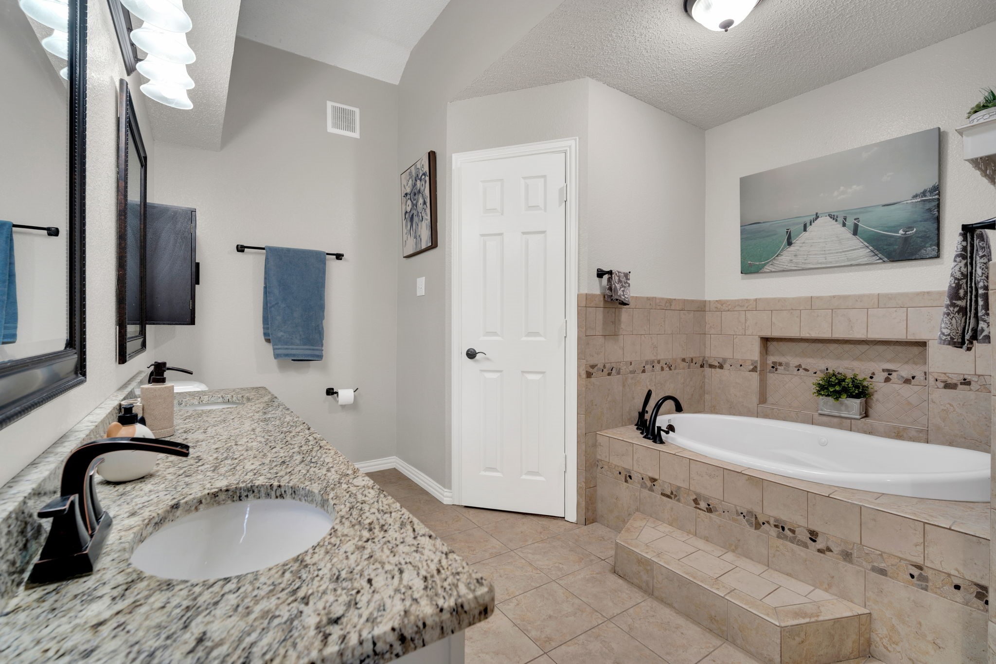 1808 Rybovich Lane Mansfield TX 76063