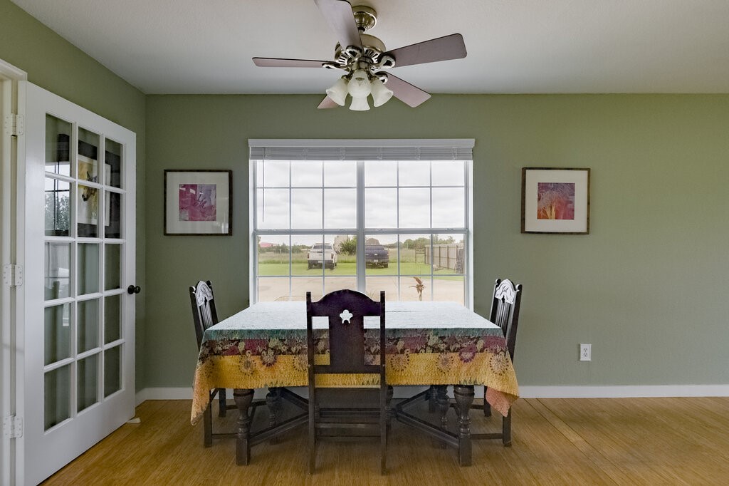 339 Meadow Lane Red Oak TX 75154