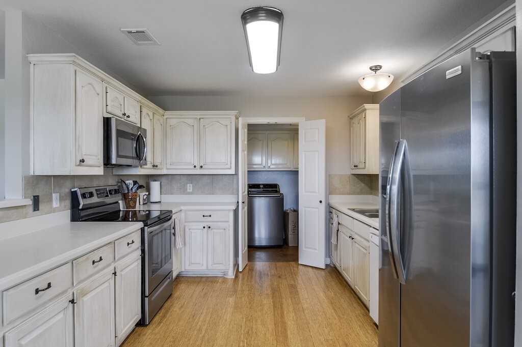 339 Meadow Lane Red Oak TX 75154