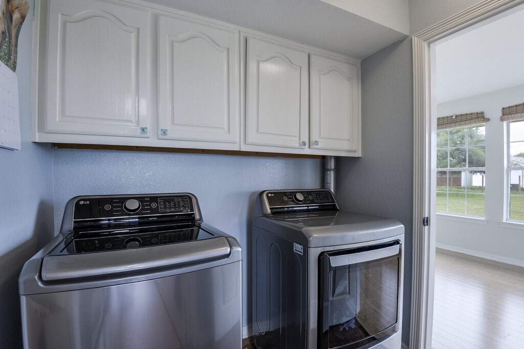 339 Meadow Lane Red Oak TX 75154