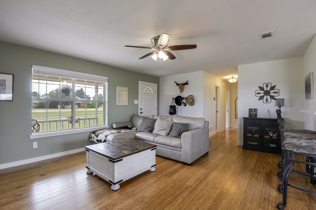 339 Meadow Lane Red Oak TX 75154