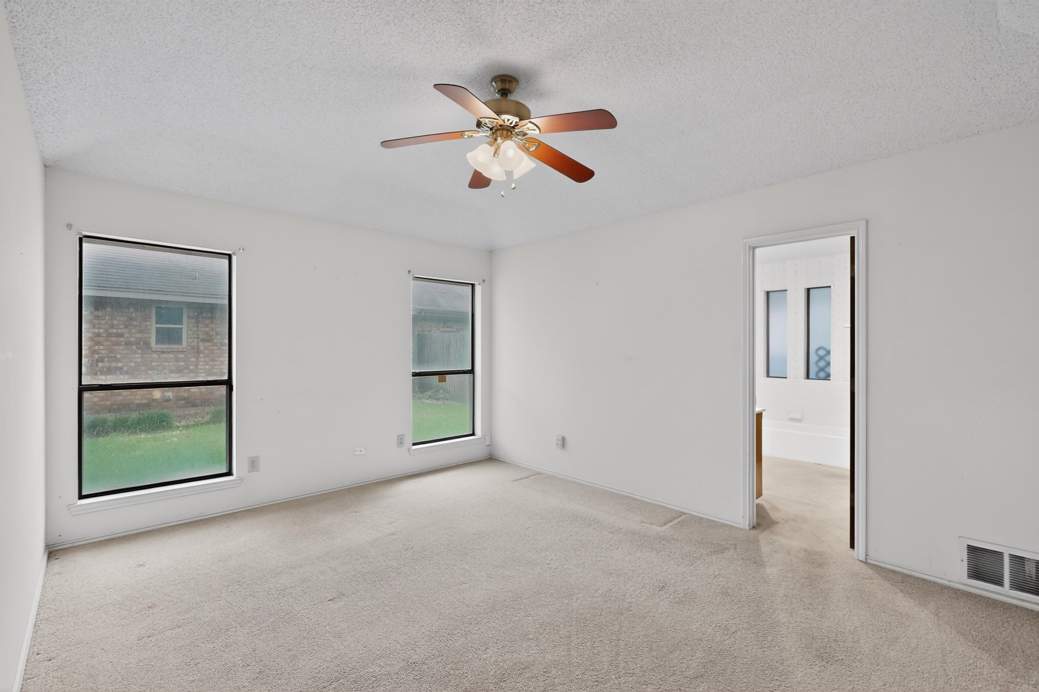 7517 Crosstimbers Lane North Richland Hills TX 76182