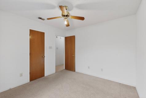 7517 Crosstimbers Lane North Richland Hills TX 76182