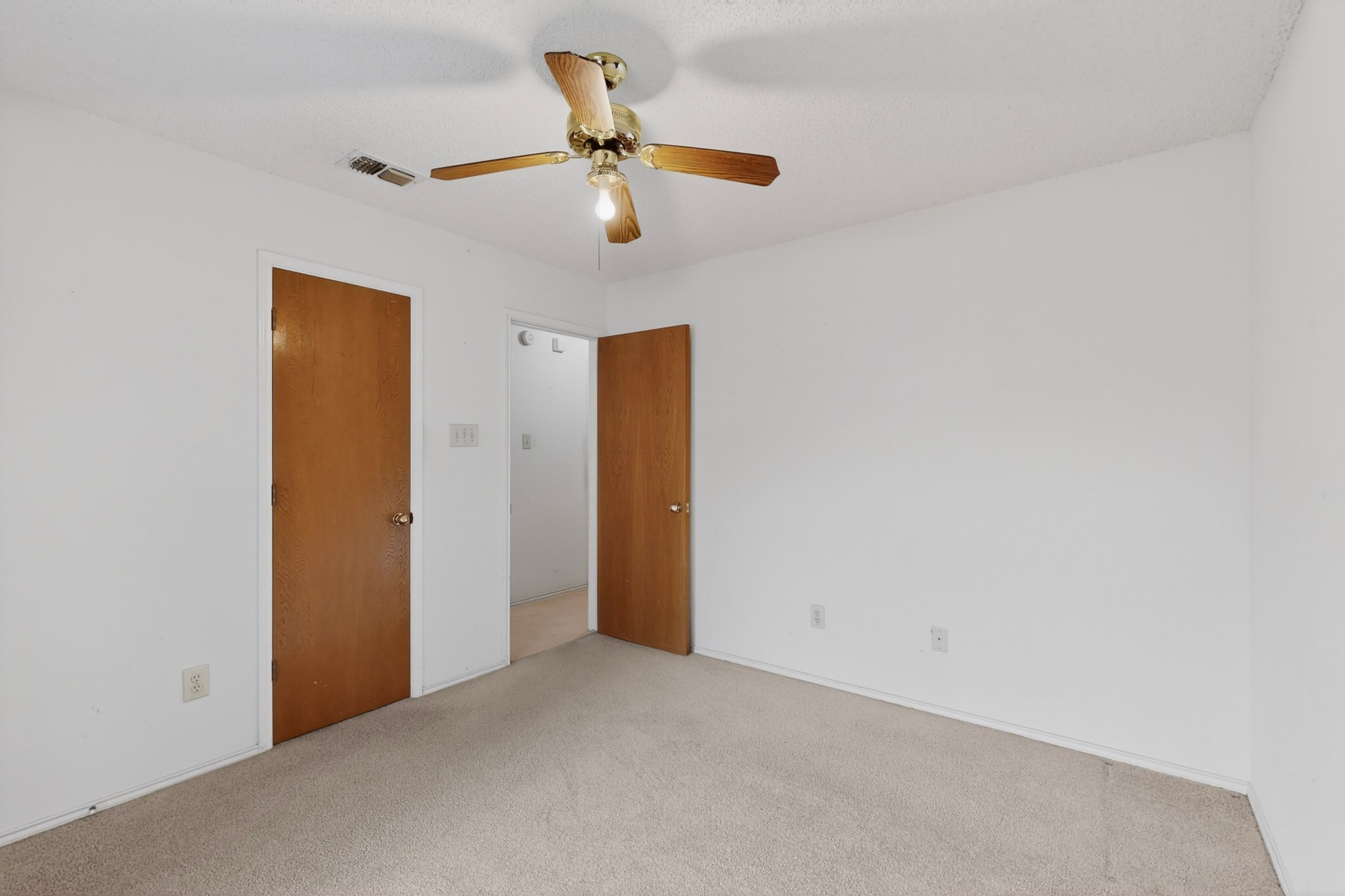 7517 Crosstimbers Lane North Richland Hills TX 76182
