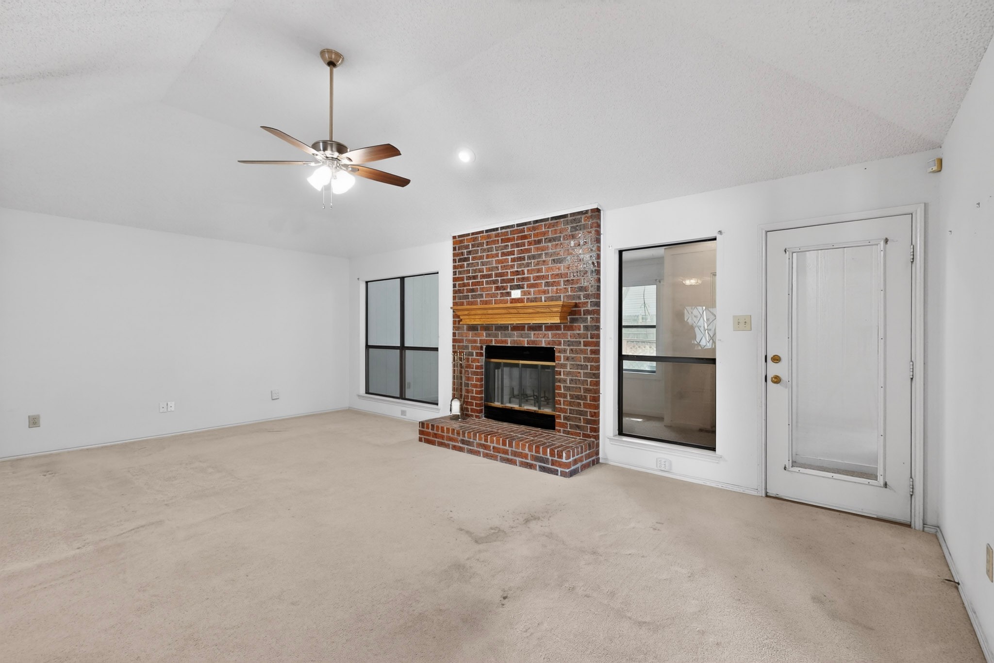 7517 Crosstimbers Lane North Richland Hills TX 76182