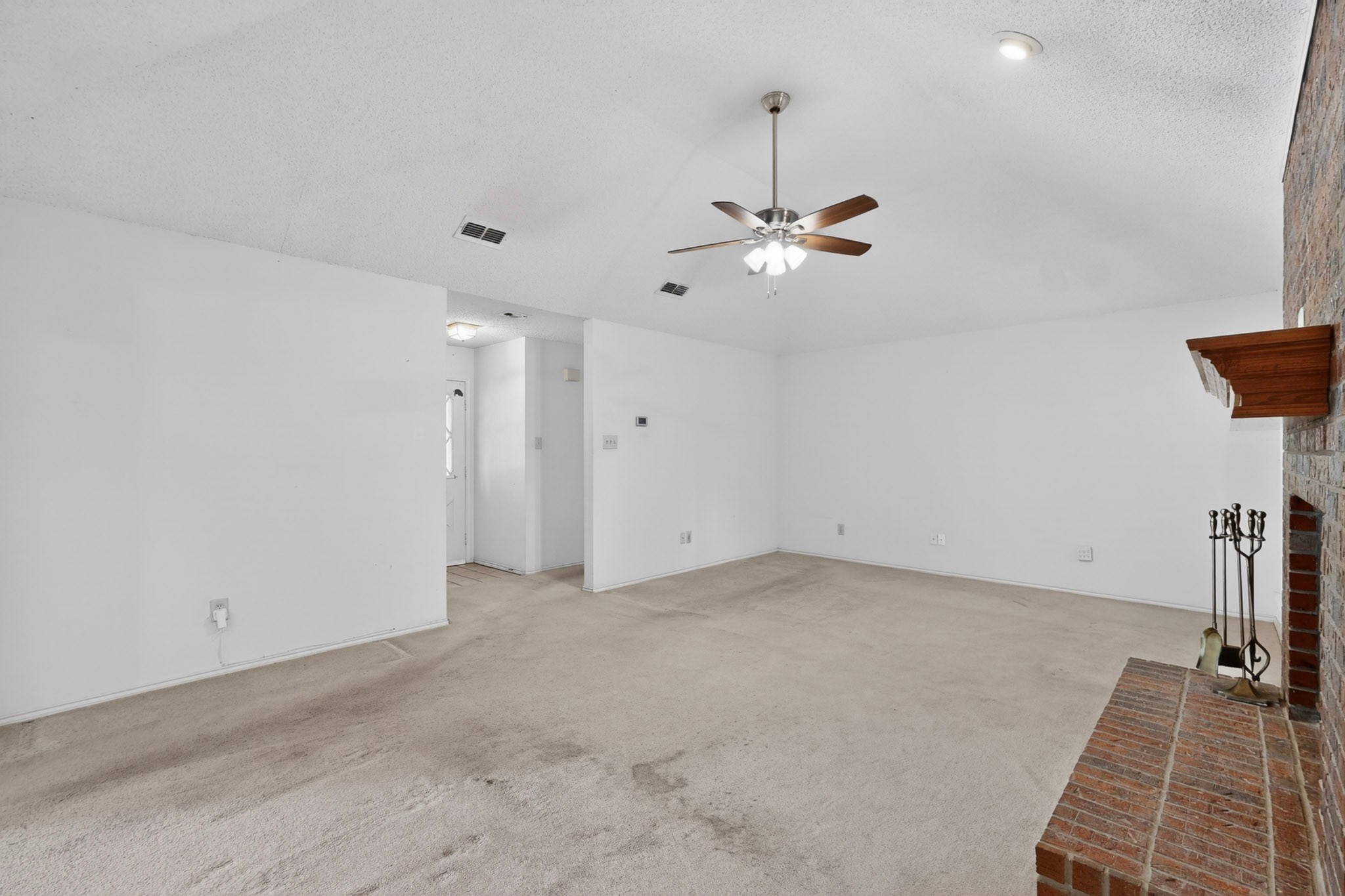 7517 Crosstimbers Lane North Richland Hills TX 76182