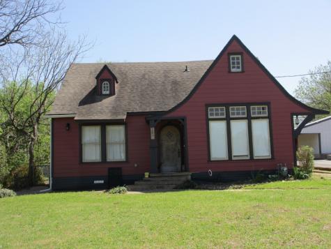 1010 E Franklin Street Hillsboro TX 76645