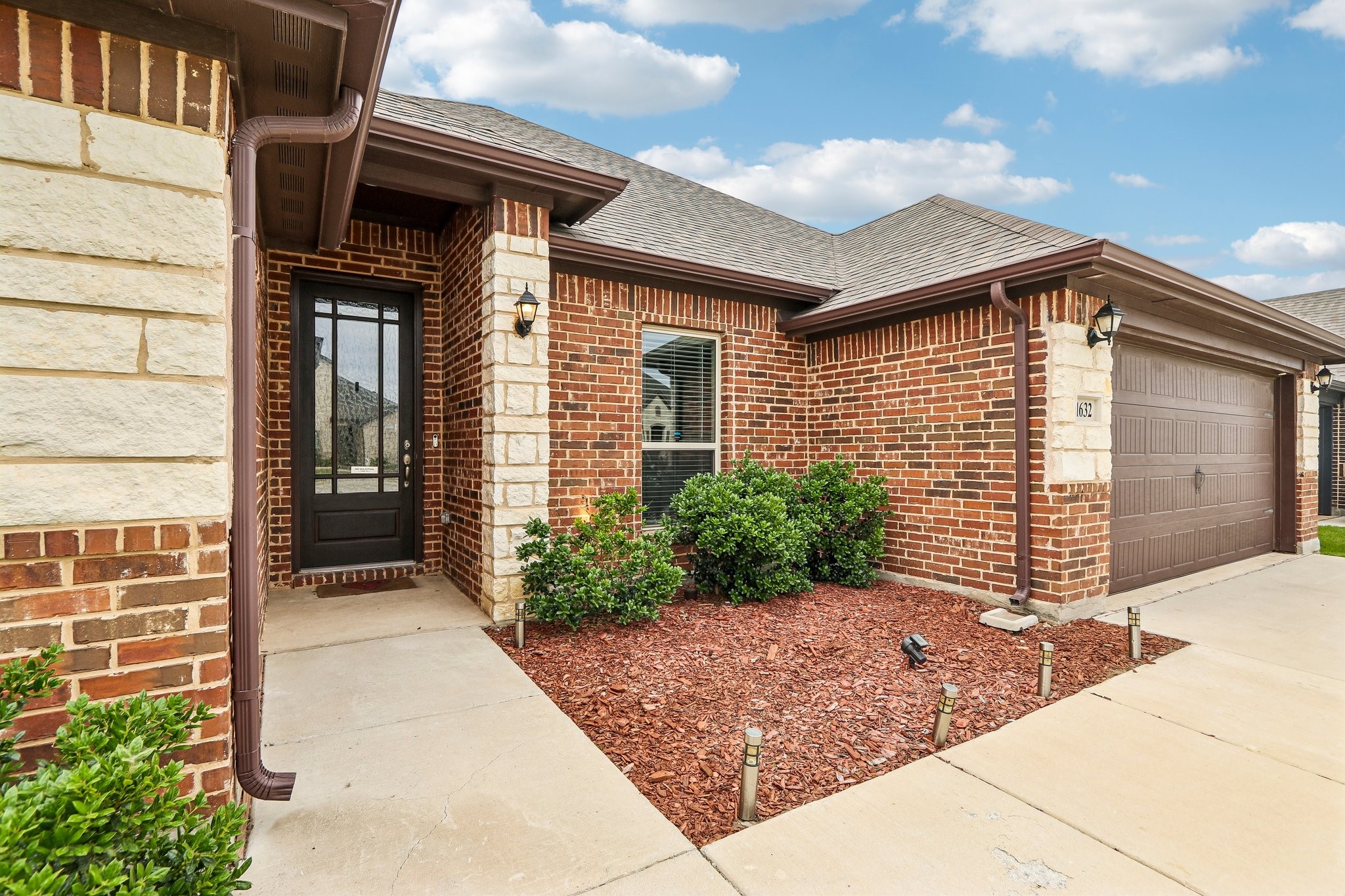 1632 Goodnight Trail Krum TX 76249