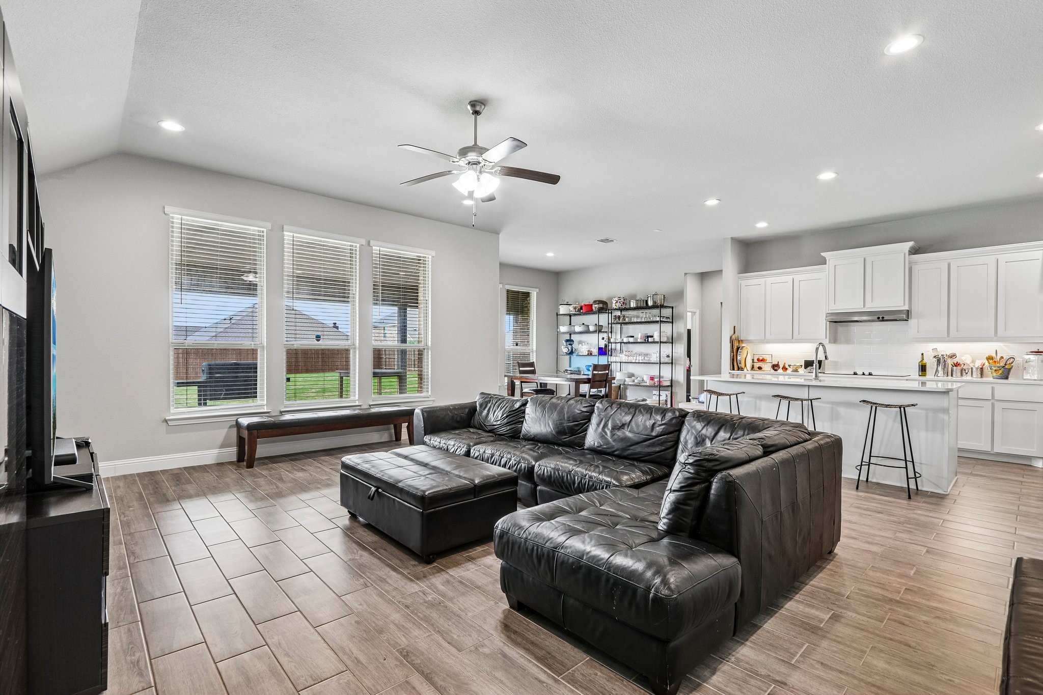 1632 Goodnight Trail Krum TX 76249