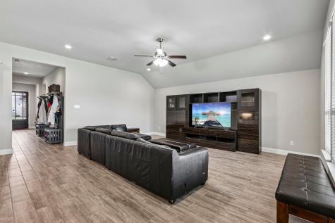 1632 Goodnight Trail Krum TX 76249