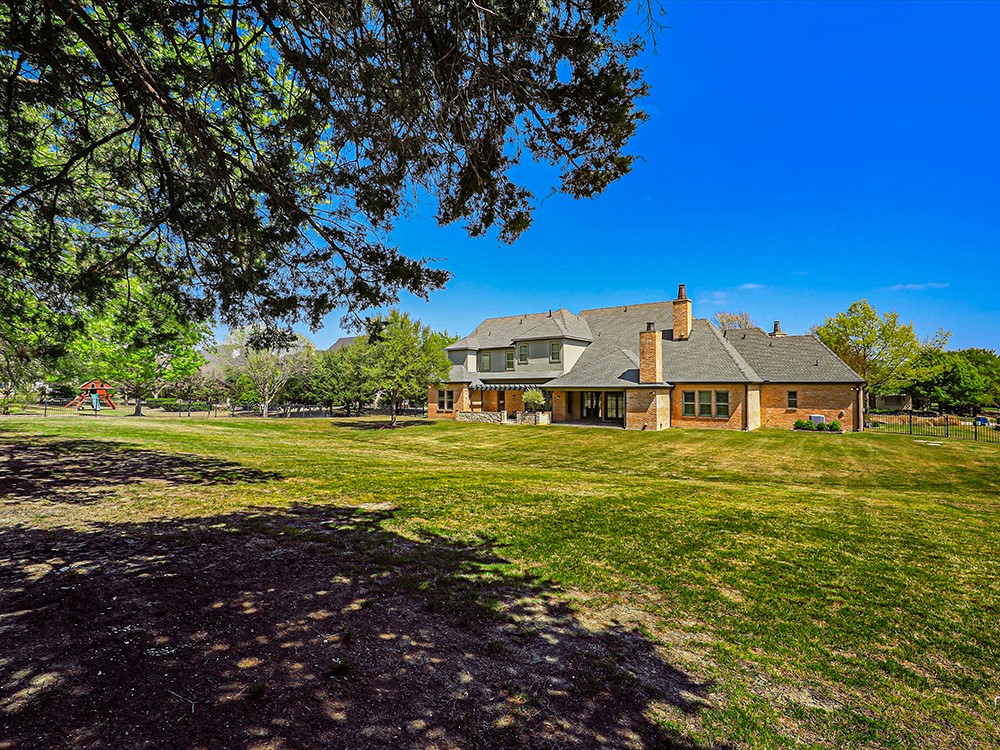 907 Foxglove Trail Fairview TX 75069