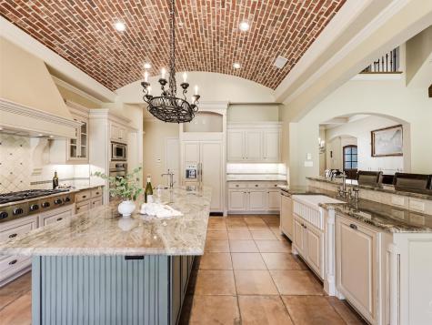 907 Foxglove Trail Fairview TX 75069