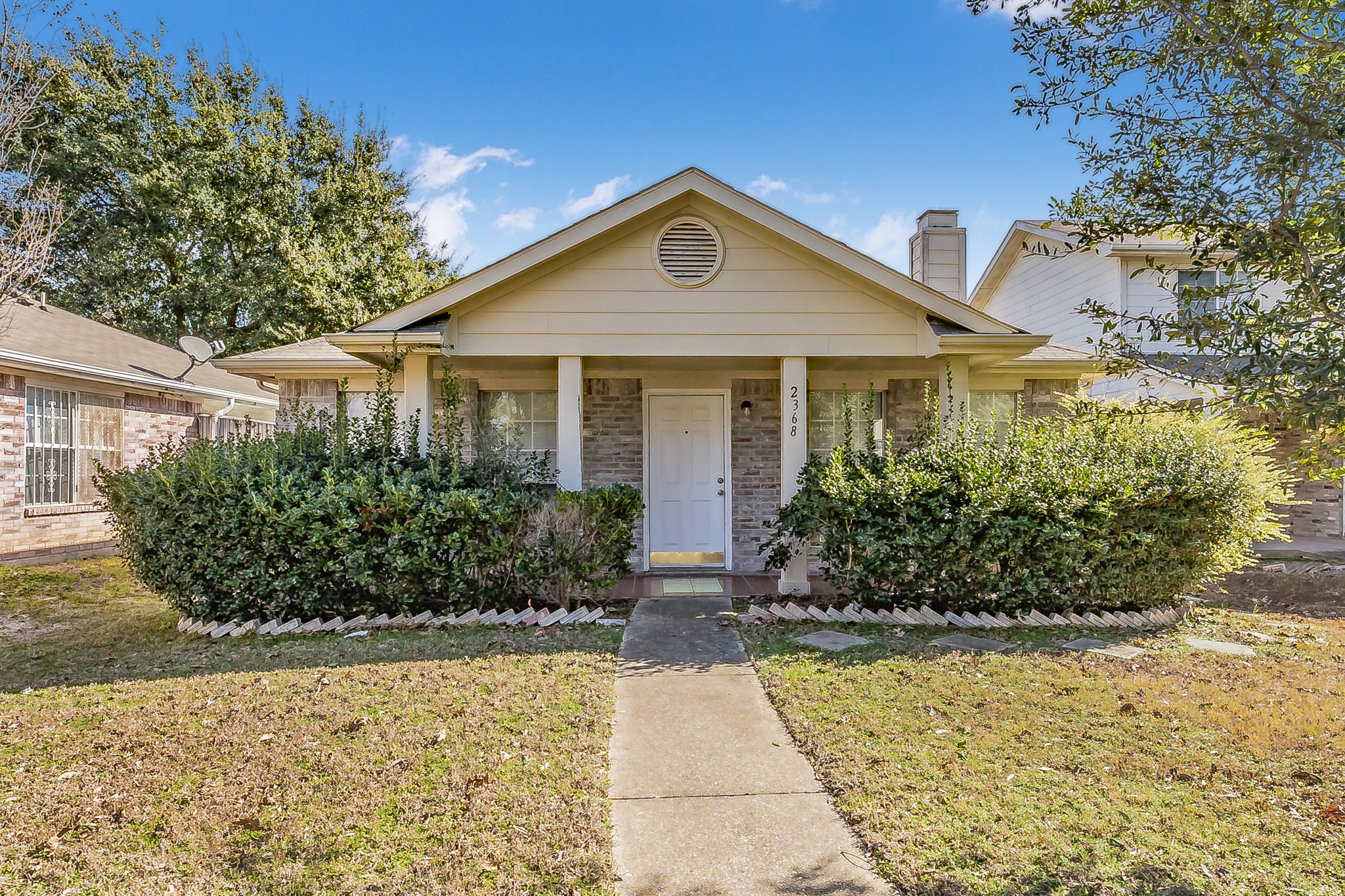 2368 Summit Lane Dallas TX 75227