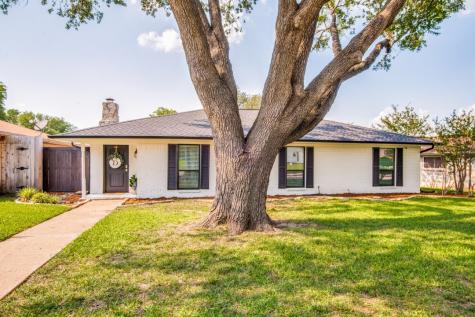 1637 Chisolm Trail Lewisville TX 75077