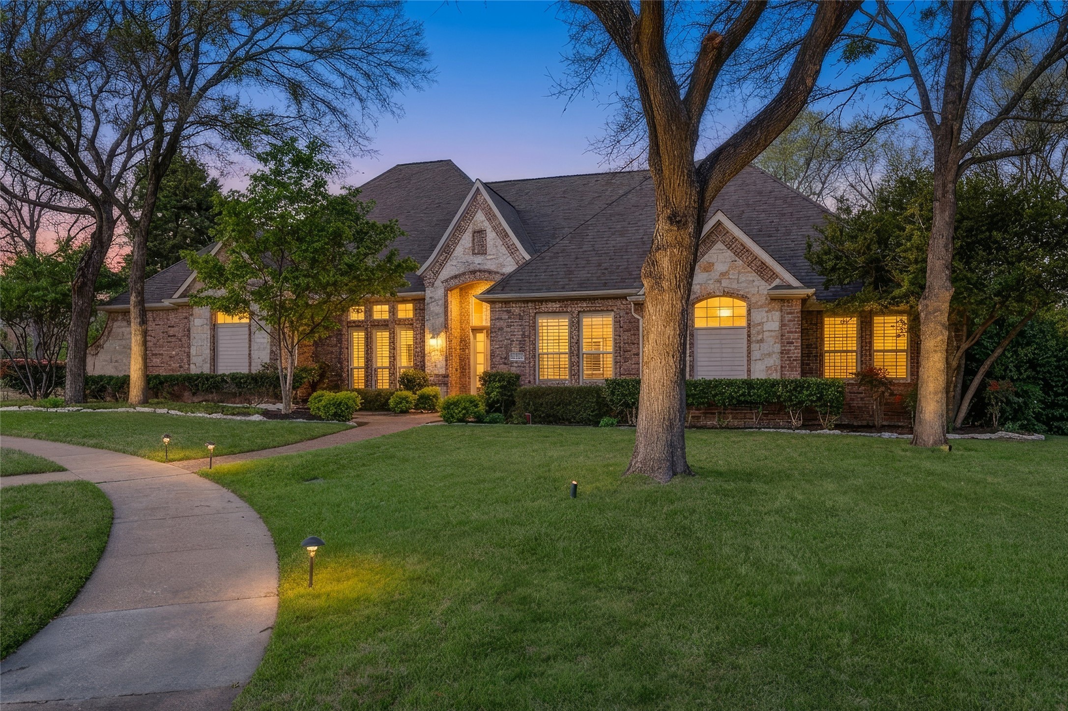 2206 Misty Way Mckinney TX 75072