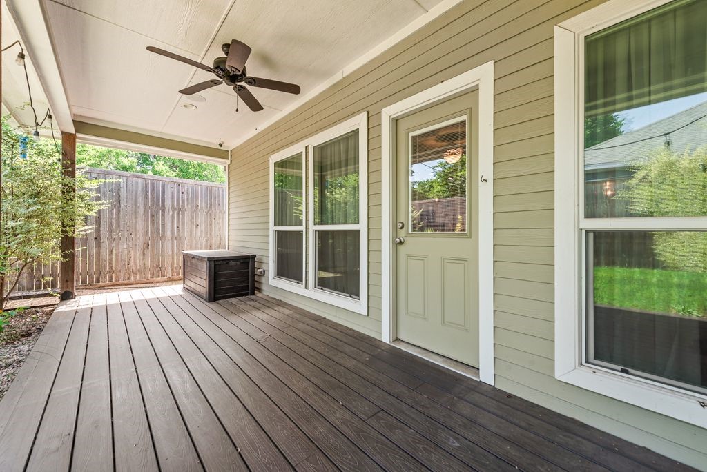 5420 Meandering Road River Oaks TX 76114